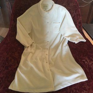 SUPER SOFT ERIKA TAYLOR ROBE